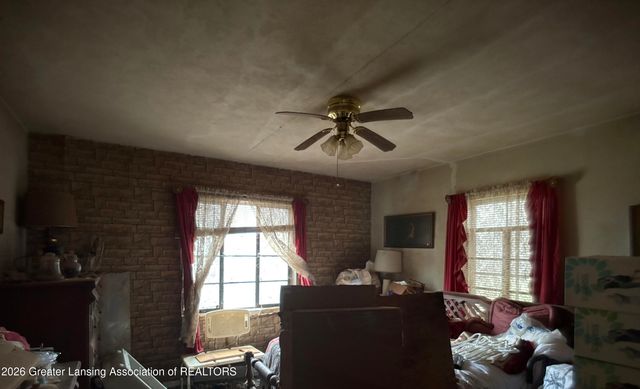 4015 N Grand River Avenue, Lansing, MI 48906