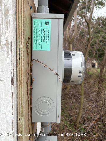 4015 N Grand River Avenue, Lansing, MI 48906