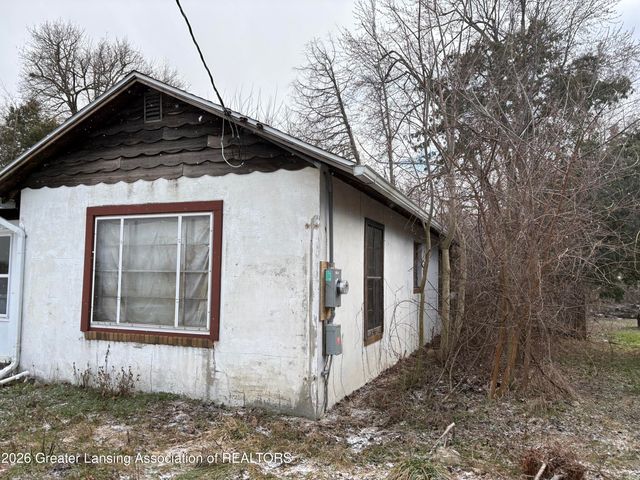 4015 N Grand River Avenue, Lansing, MI 48906