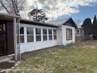 4015 N Grand River Avenue, Lansing, MI 48906