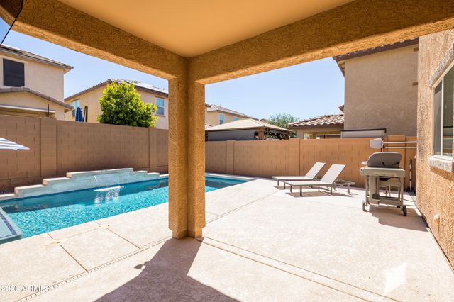 12136 W Cottontail Lane, Peoria, AZ 85383