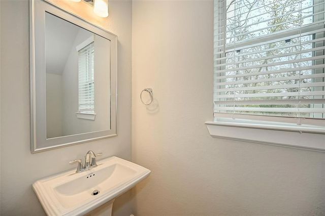 10738 Bridgeport Path Court, Missouri City, TX 77459