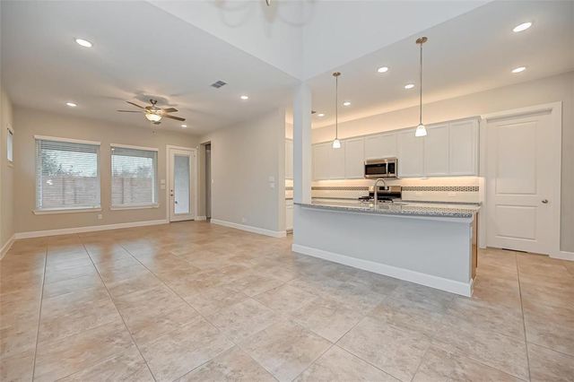 10738 Bridgeport Path Court, Missouri City, TX 77459
