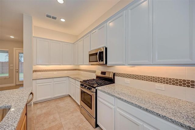 10738 Bridgeport Path Court, Missouri City, TX 77459