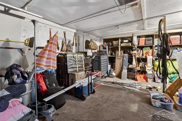 5801 Sturgeon Avenue, Midland, MI 48640