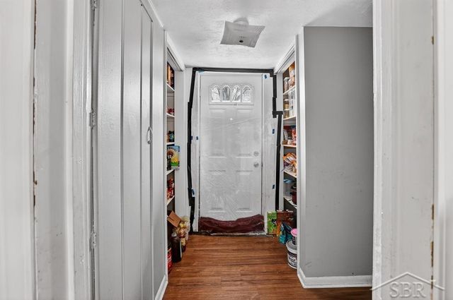 5801 Sturgeon Avenue, Midland, MI 48640