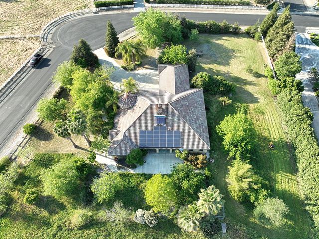 17616 Meagan Court, Springville, CA 93265