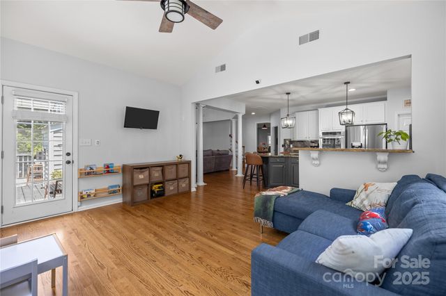 6800 Augustine Way, Charlotte, NC 28270