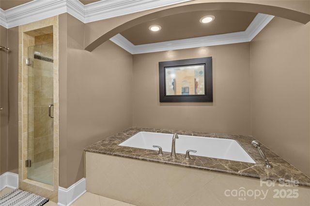6800 Augustine Way, Charlotte, NC 28270