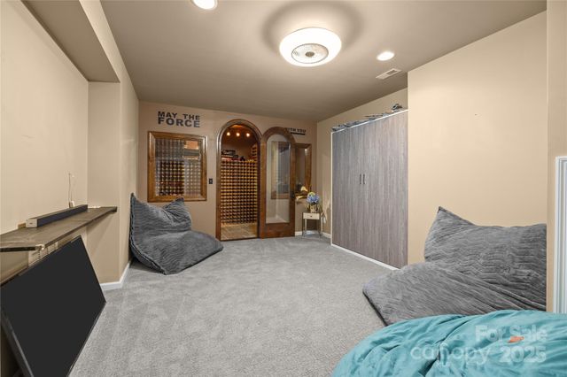 6800 Augustine Way, Charlotte, NC 28270
