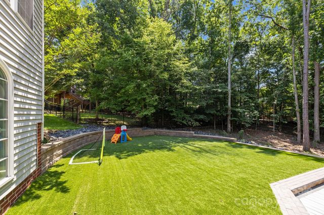 6800 Augustine Way, Charlotte, NC 28270