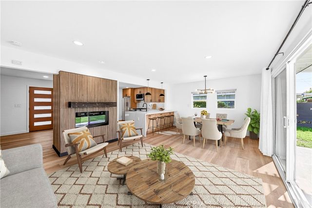 15011 La Mesa, La Mirada, CA 90638