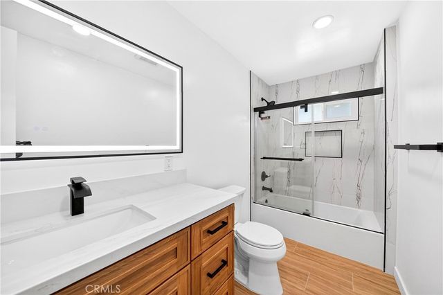 15011 La Mesa, La Mirada, CA 90638