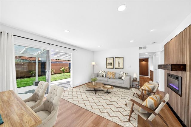 15011 La Mesa, La Mirada, CA 90638