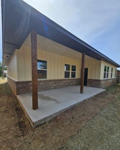 217 N Morgan Drive, Moore, OK 73160