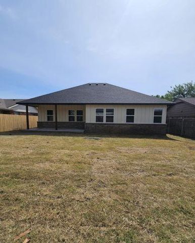 217 N Morgan Drive, Moore, OK 73160