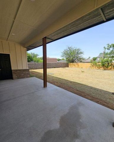 217 N Morgan Drive, Moore, OK 73160