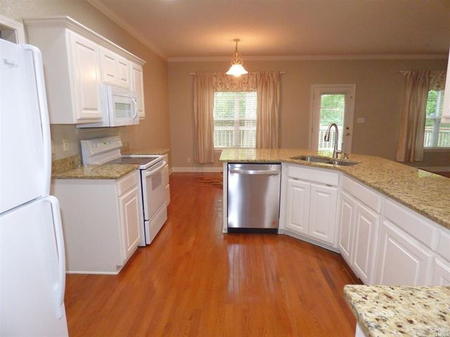 322 Fox Run Circle, Hot Springs, AR 71901