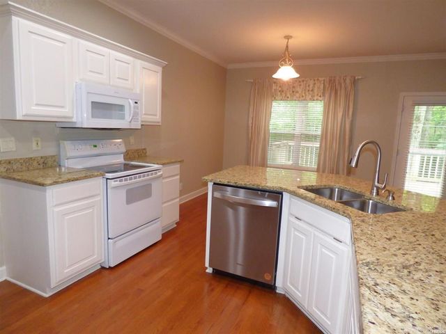322 Fox Run Circle, Hot Springs, AR 71901
