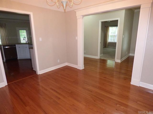 322 Fox Run Circle, Hot Springs, AR 71901