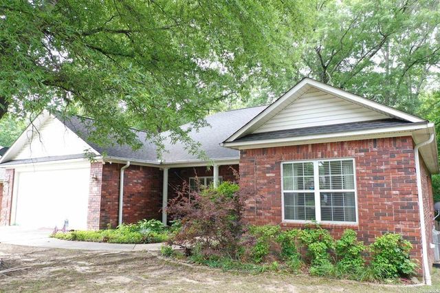 322 Fox Run Circle, Hot Springs, AR 71901