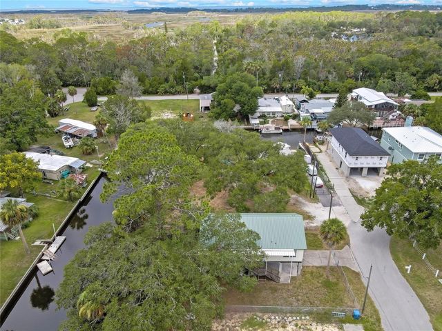 6134 ISLAND DRIVE, Weeki Wachee, FL 34607