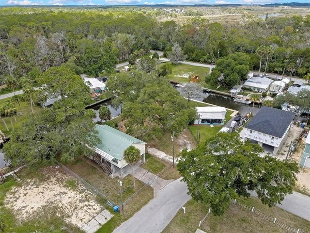 6134 ISLAND DRIVE, Weeki Wachee, FL 34607