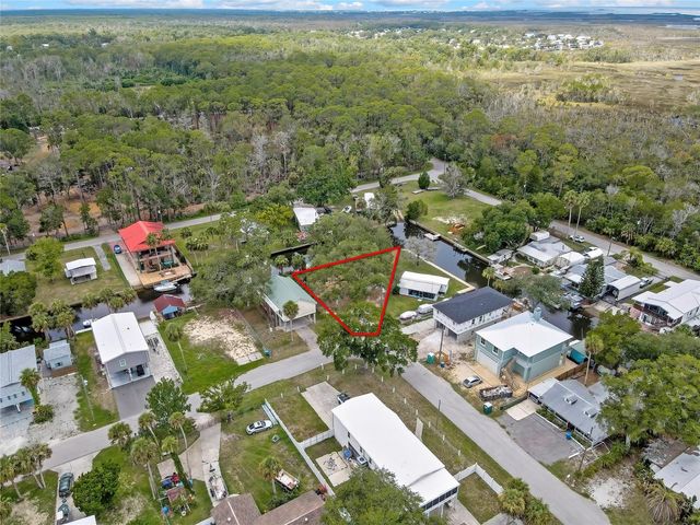 6134 ISLAND DRIVE, Weeki Wachee, FL 34607