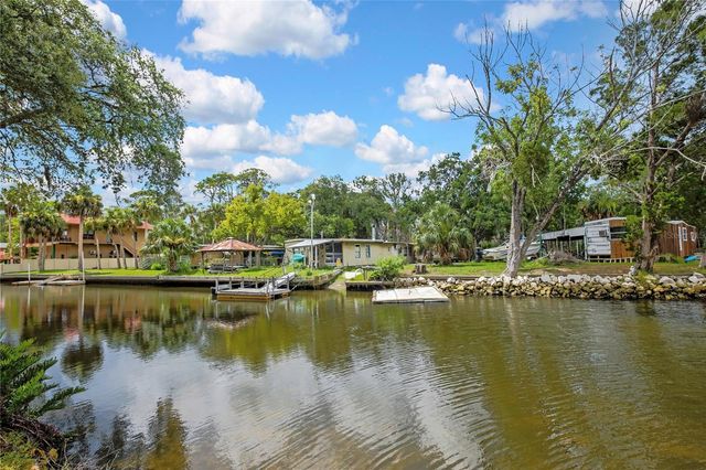 6134 ISLAND DRIVE, Weeki Wachee, FL 34607
