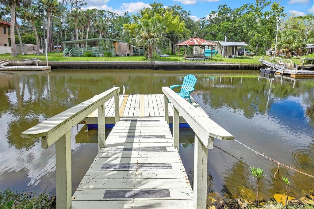 6134 ISLAND DRIVE, Weeki Wachee, FL 34607