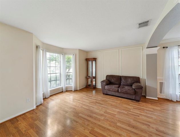 25719 Bearborough Drive, Spring, TX 77386