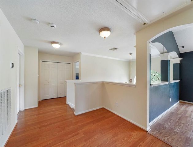 25719 Bearborough Drive, Spring, TX 77386