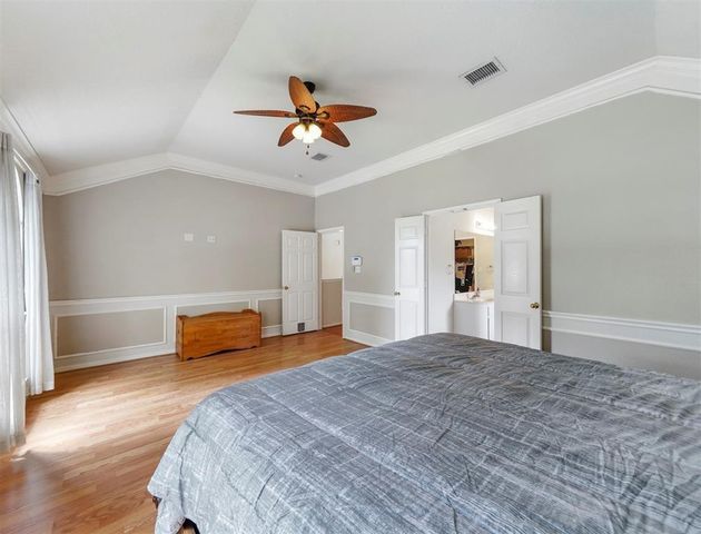 25719 Bearborough Drive, Spring, TX 77386