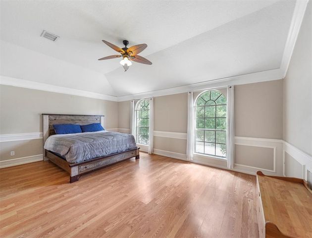25719 Bearborough Drive, Spring, TX 77386