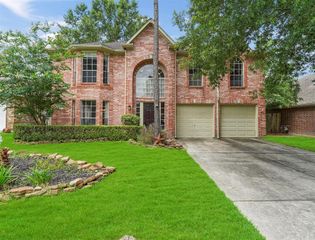 25719 Bearborough Drive, Spring, TX 77386