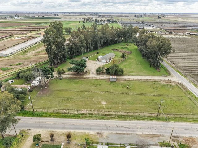 16036 S Del Rey Avenue, Kingsburg, CA 93631