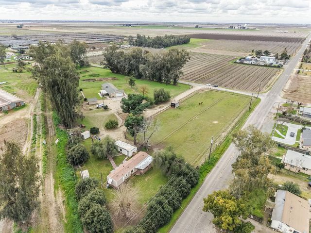 16036 S Del Rey Avenue, Kingsburg, CA 93631