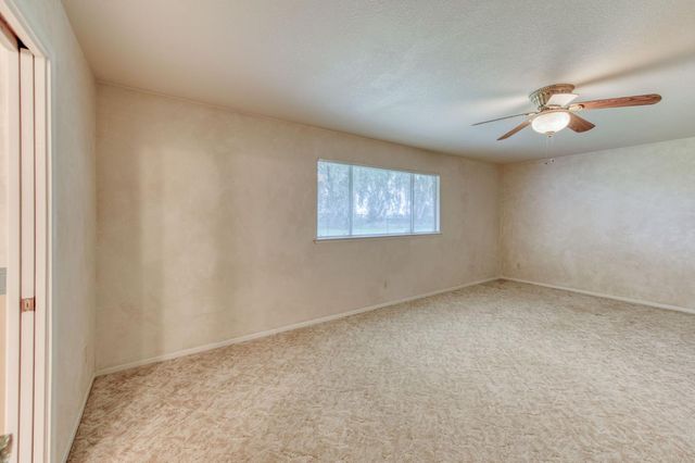 16036 S Del Rey Avenue, Kingsburg, CA 93631