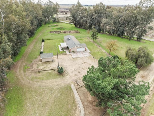 16036 S Del Rey Avenue, Kingsburg, CA 93631