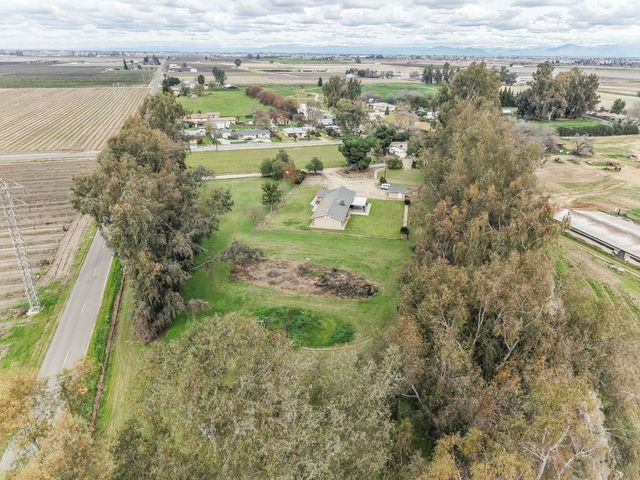 16036 S Del Rey Avenue, Kingsburg, CA 93631