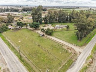 16036 S Del Rey Avenue, Kingsburg, CA 93631