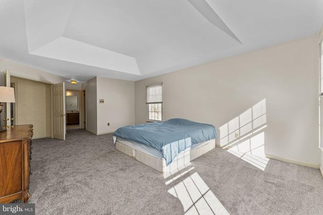 2220 LOCUST DR, Lansdale, PA 19446