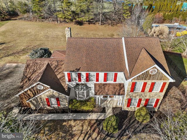 2220 LOCUST DR, Lansdale, PA 19446