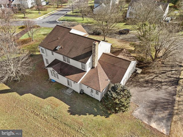 2220 LOCUST DR, Lansdale, PA 19446