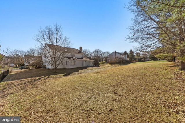 2220 LOCUST DR, Lansdale, PA 19446