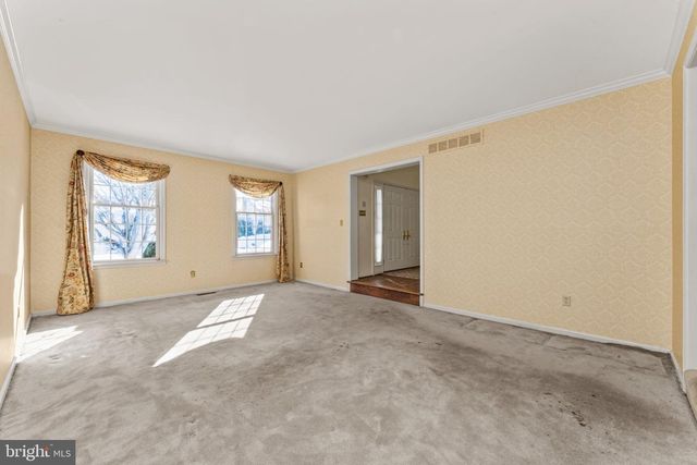 2220 LOCUST DR, Lansdale, PA 19446