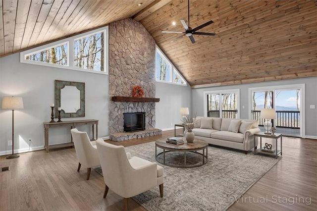 40 Sanderlin Mountain Drive, Jasper, GA 30143