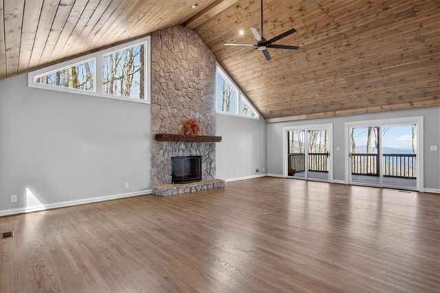 40 Sanderlin Mountain Drive, Jasper, GA 30143