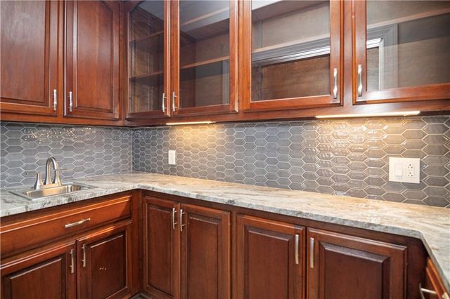 40 Sanderlin Mountain Drive, Jasper, GA 30143