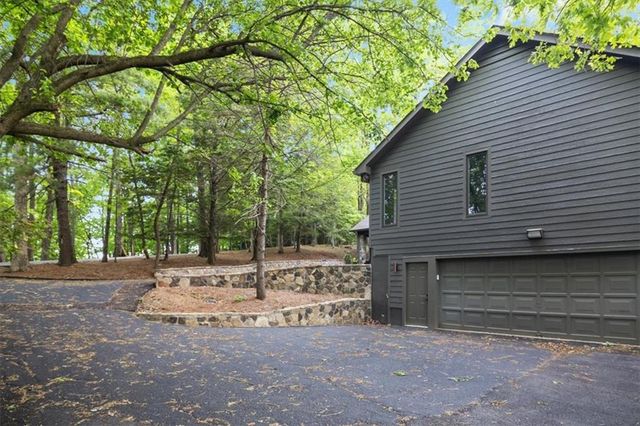 40 Sanderlin Mountain Drive, Jasper, GA 30143